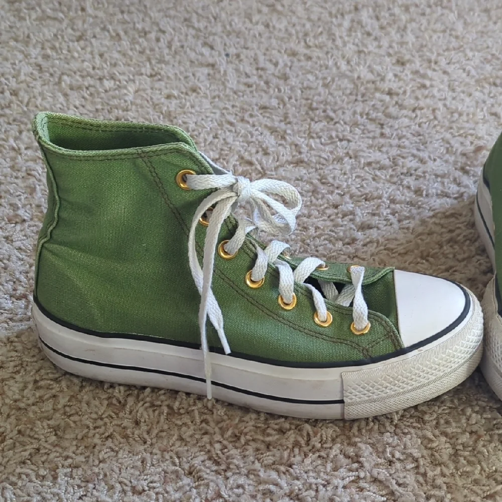 Custom Platform Converse - Worn a Few Times - Picture 3 of 5